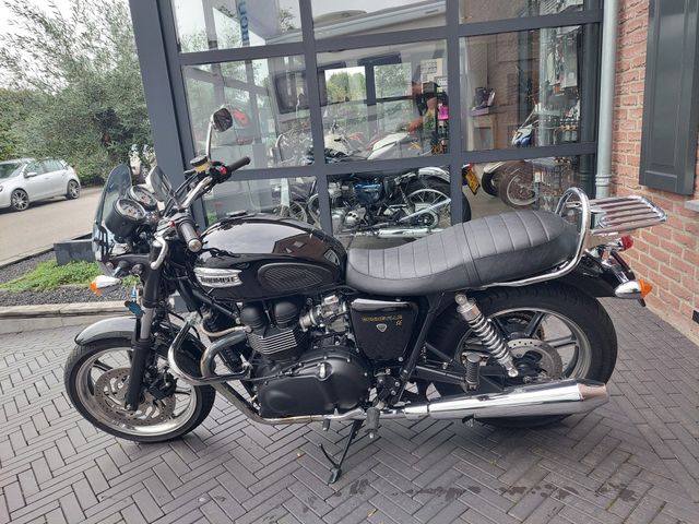 triumph - bonneville