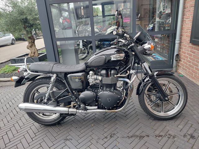 triumph - bonneville