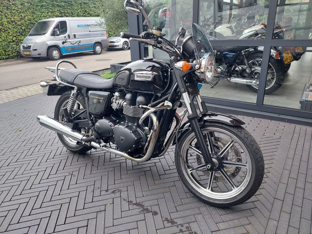 triumph - bonneville