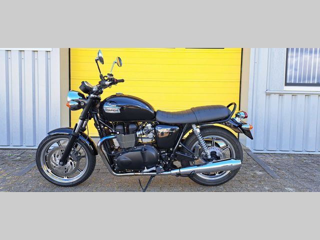 triumph - bonneville