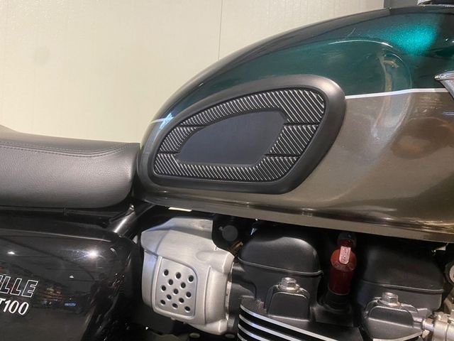 triumph - bonneville