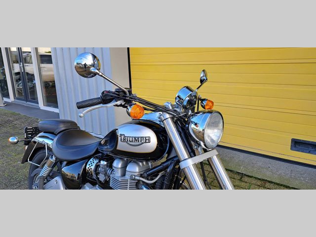 triumph - bonneville-america