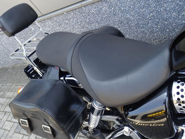 triumph - bonneville-america
