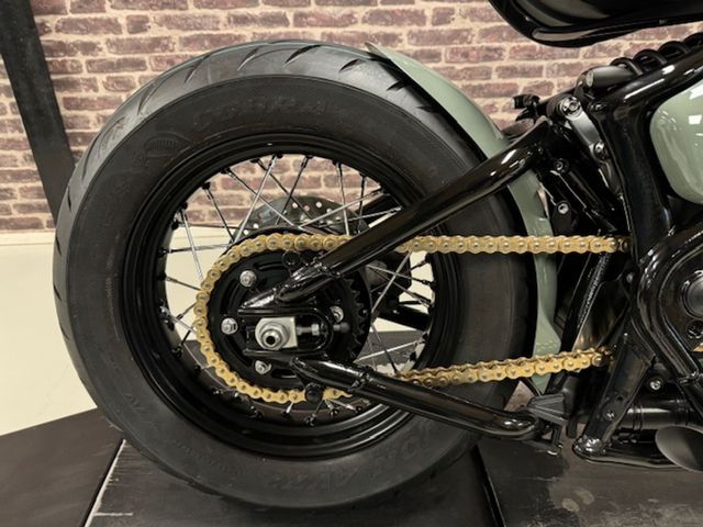 triumph - bonneville-bobber