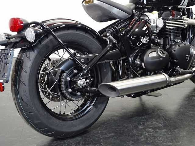 triumph - bonneville-bobber