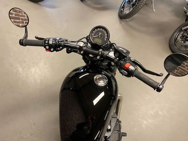 triumph - bonneville-bobber