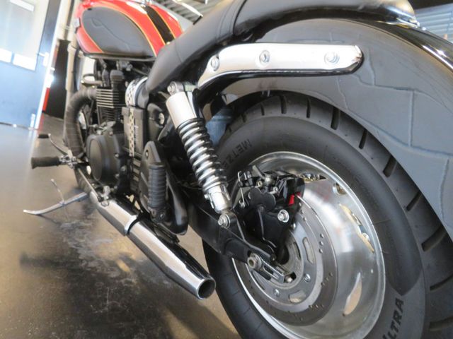 triumph - bonneville-speedmaster