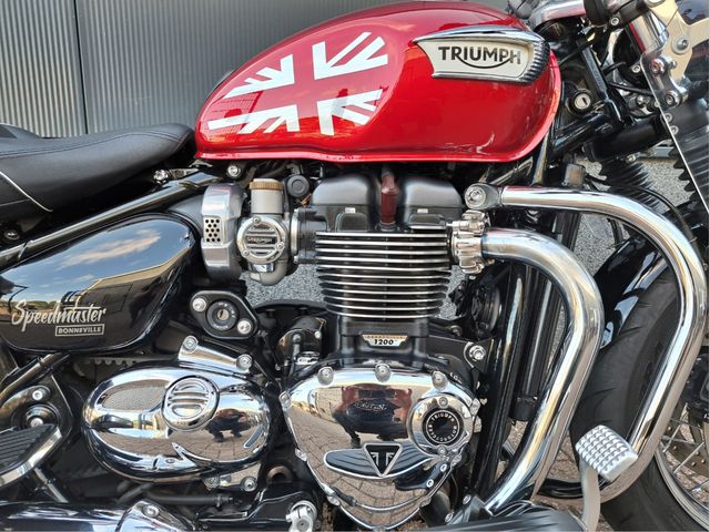 triumph - bonneville-speedmaster