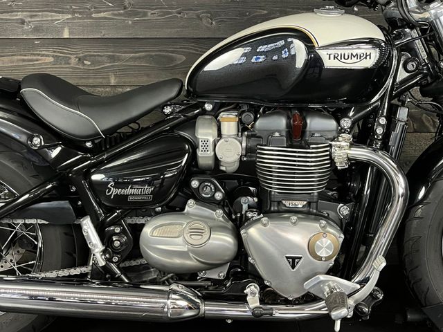 triumph - bonneville-speedmaster