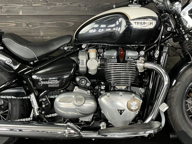 triumph - bonneville-speedmaster
