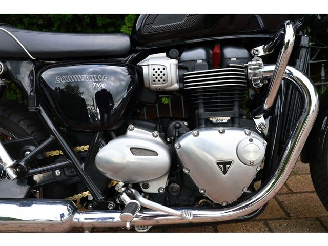 triumph - bonneville-t-100