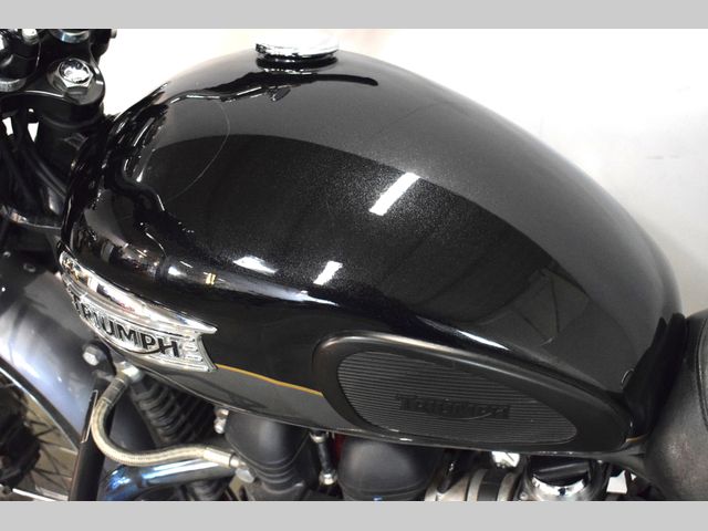 triumph - bonneville-t-100