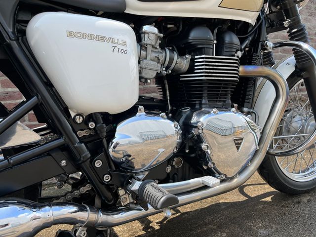 triumph - bonneville-t-100