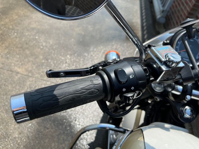 triumph - bonneville-t-100