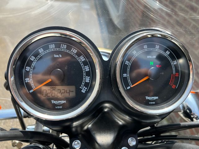 triumph - bonneville-t-100