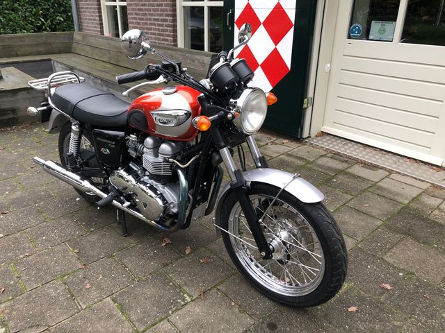 triumph - bonneville-t-100-c