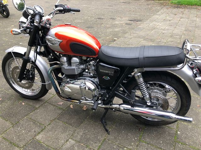 triumph - bonneville-t-100-c