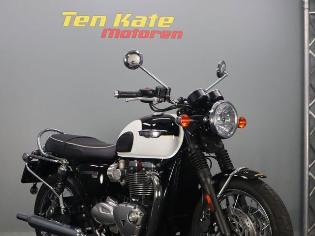 triumph - bonneville-t-120-black