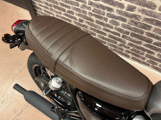 triumph - bonneville-t-120-black