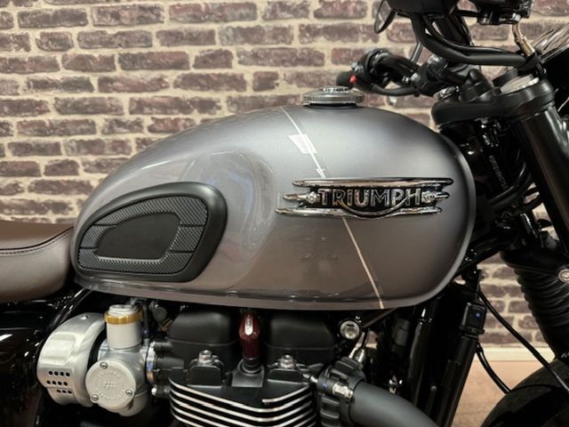 triumph - bonneville-t-120-black