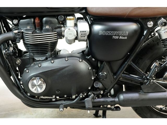 triumph - bonneville-t-120-black