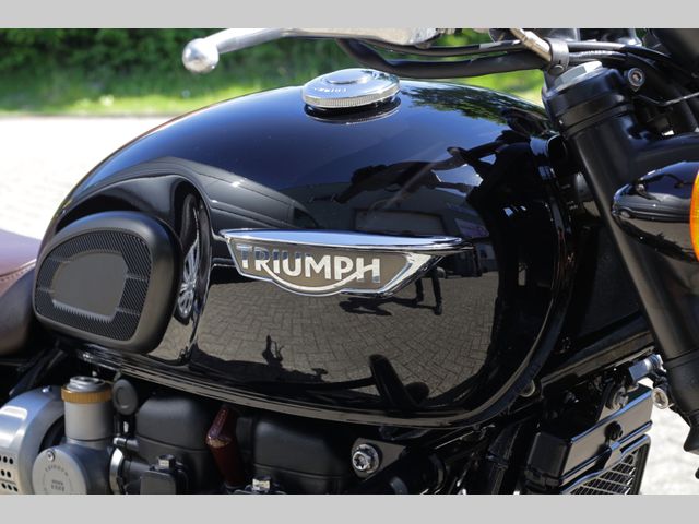 triumph - bonneville-t-120-black