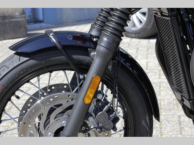 triumph - bonneville-t-120-black