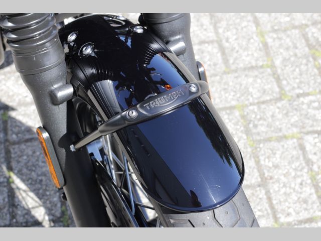 triumph - bonneville-t-120-black