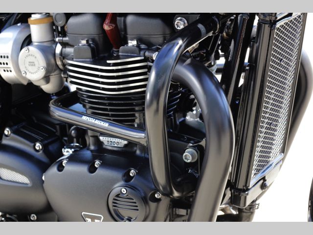 triumph - bonneville-t-120-black