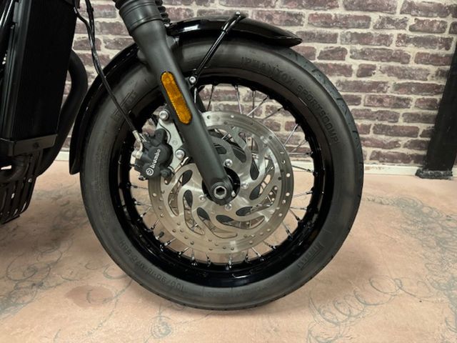 triumph - bonneville-t-120-black