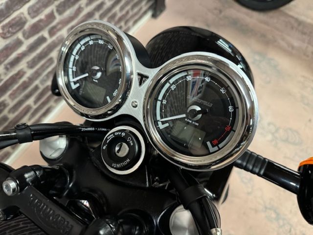triumph - bonneville-t-120-black