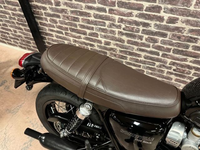 triumph - bonneville-t-120-black