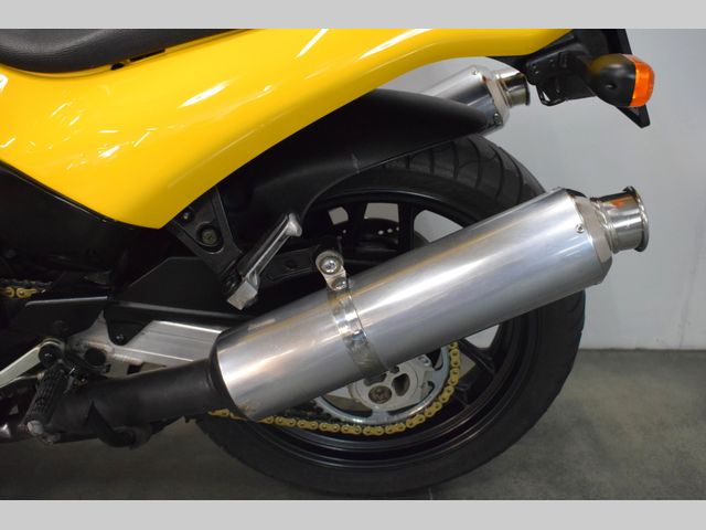 triumph - daytona-1200