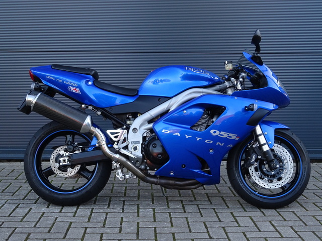 triumph - daytona-955i