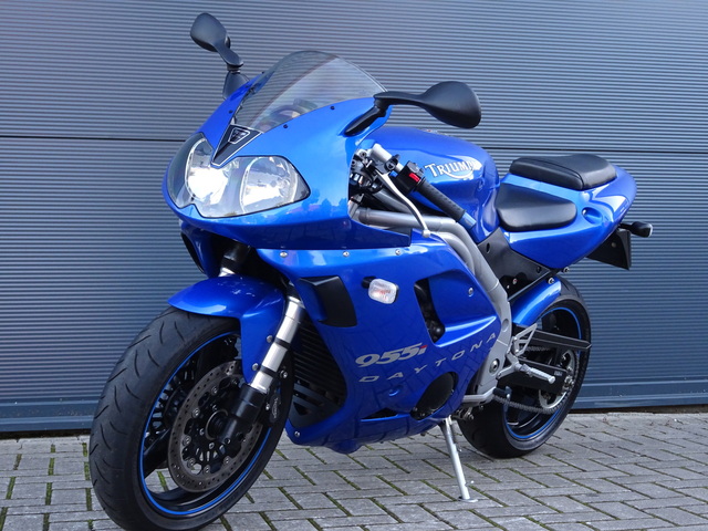 triumph - daytona-955i