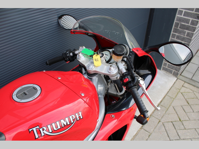 triumph - daytona-955i