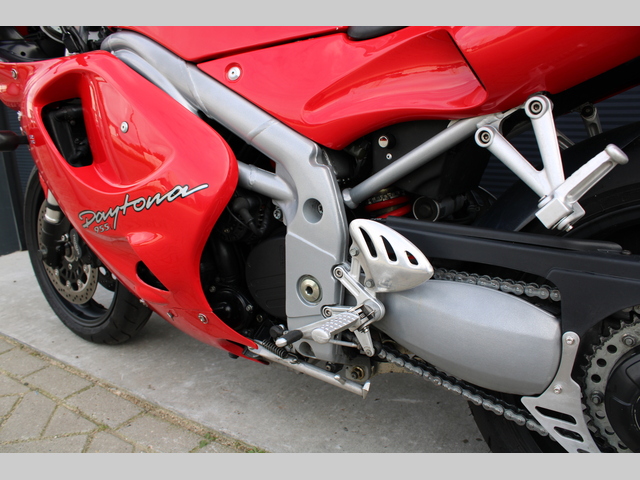 triumph - daytona-955i