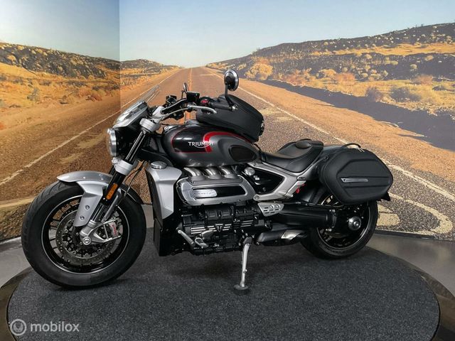 triumph - rocket-3-gt