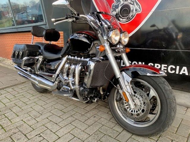 triumph - rocket-3-gt