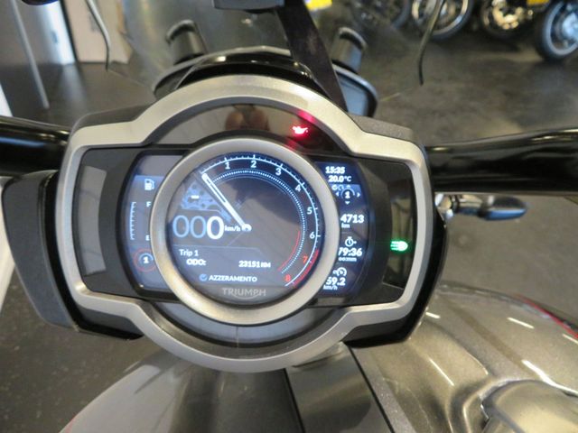 triumph - rocket-3-gt