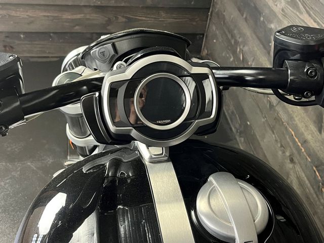 triumph - rocket-3-r
