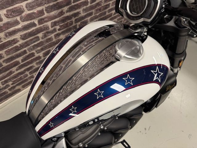 triumph - rocket-3-r-evel-knievel-limited-edition