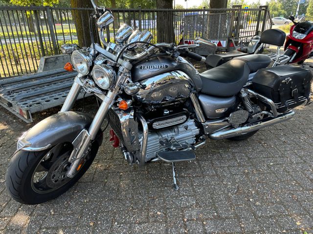 triumph - rocket-iii