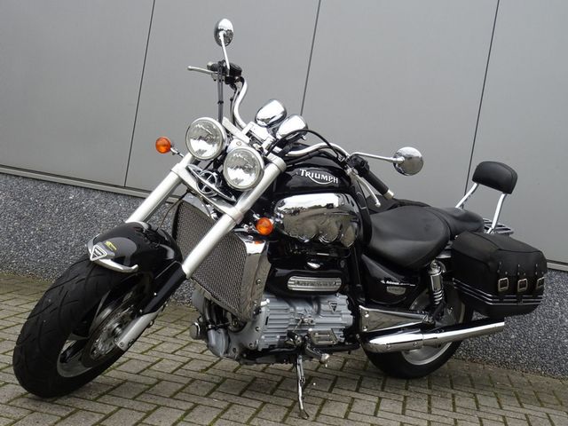 triumph - rocket-iii