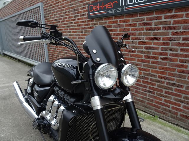 triumph - rocket-iii