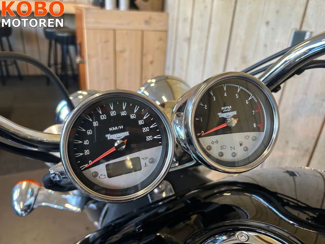 triumph - rocket-iii