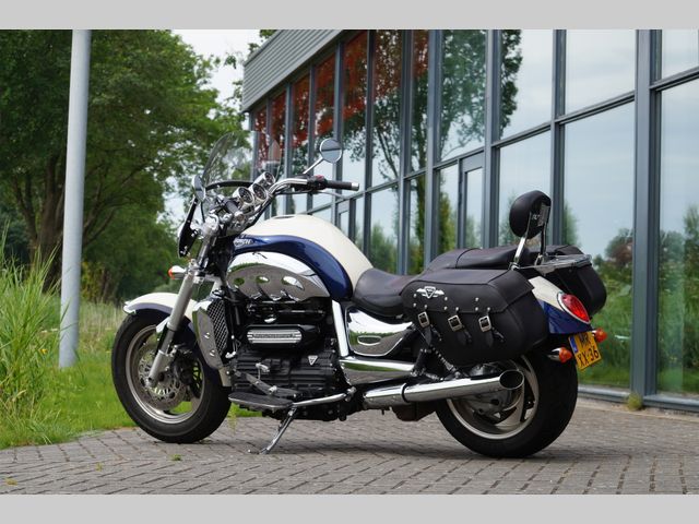 triumph - rocket-iii-classic