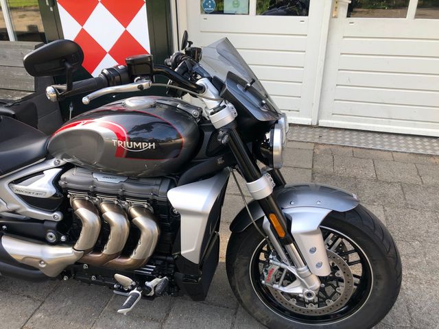 triumph - rocket-iii-gt