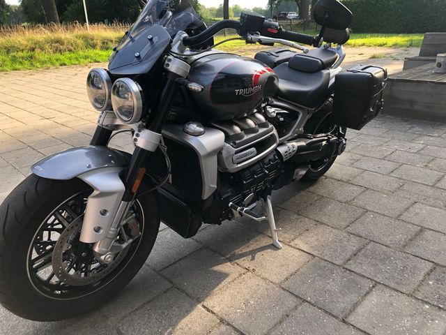 triumph - rocket-iii-gt