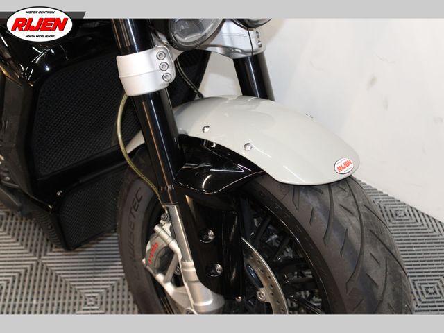triumph - rocket-iii-r